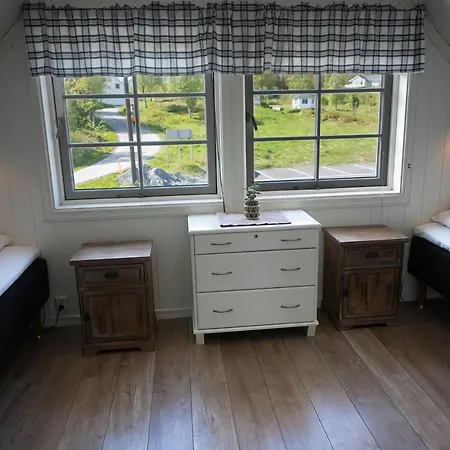 Nyaraló Waterfront Fishermen's Dragøya